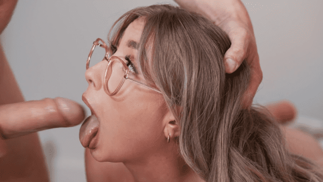 Em gái gạ chịch anh trai khi nghe thấy tiếng làm tình - aeartmbg.sbs