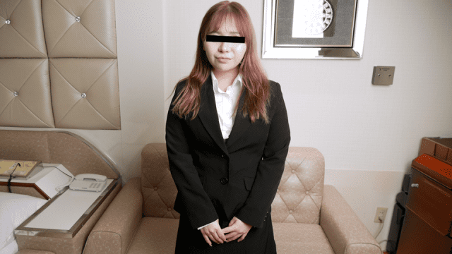 032024_01 - Nữ sinh đại học vất vả tìm việc - aeartmbg.sbs